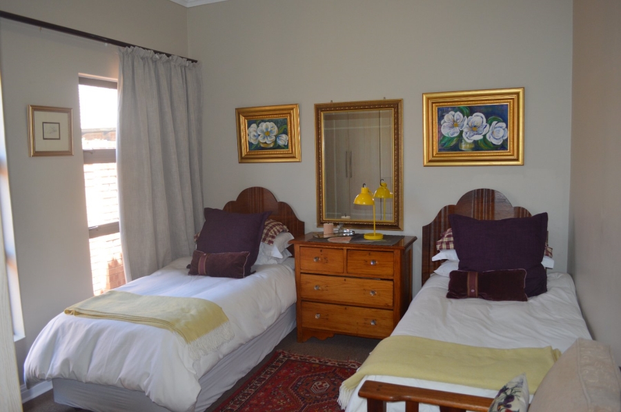 4 Bedroom Property for Sale in Wilkoppies North West